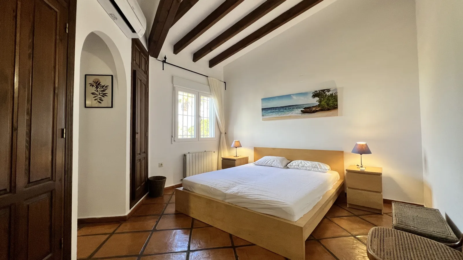 Villa exclusive de style finca avec vue panoramique à couper le souffle, piscine et jardin luxuriant sur le Monte Pego