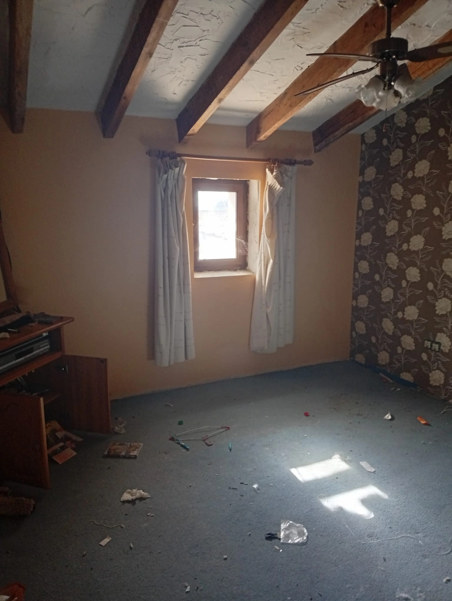 Para reformar: finca en venta en Benissa
