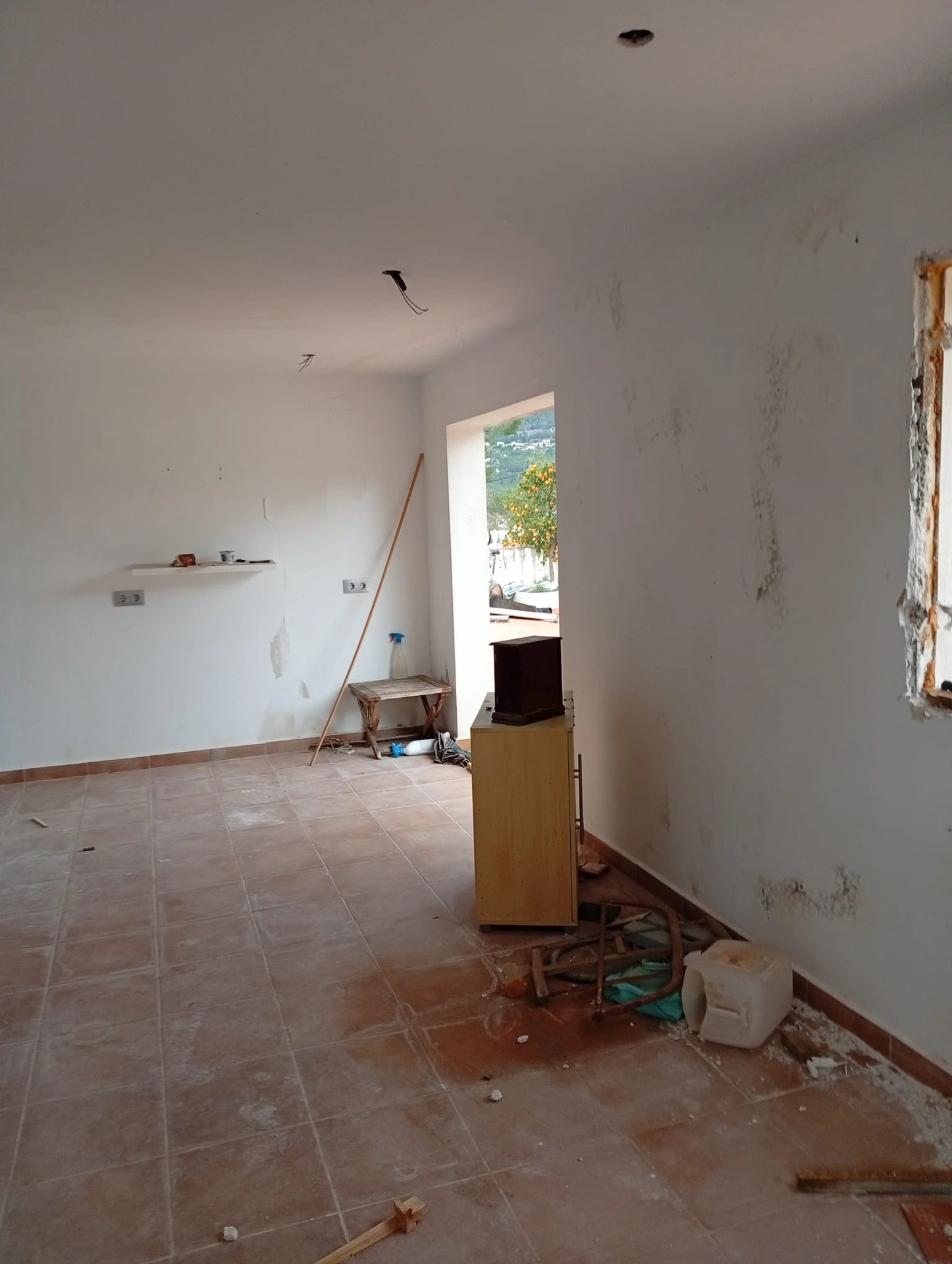 Para reformar: finca en venta en Benissa