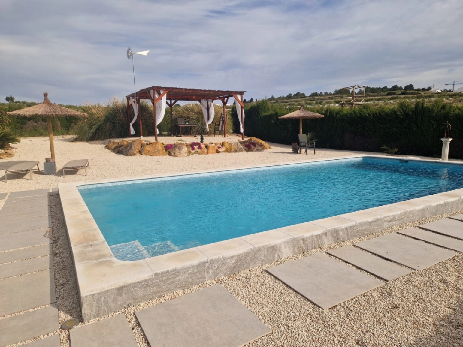 Finca en venta en Teulada con piscina