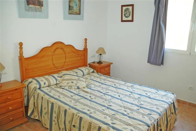 VILLA IN CALPE MIT FREIEM BLICK