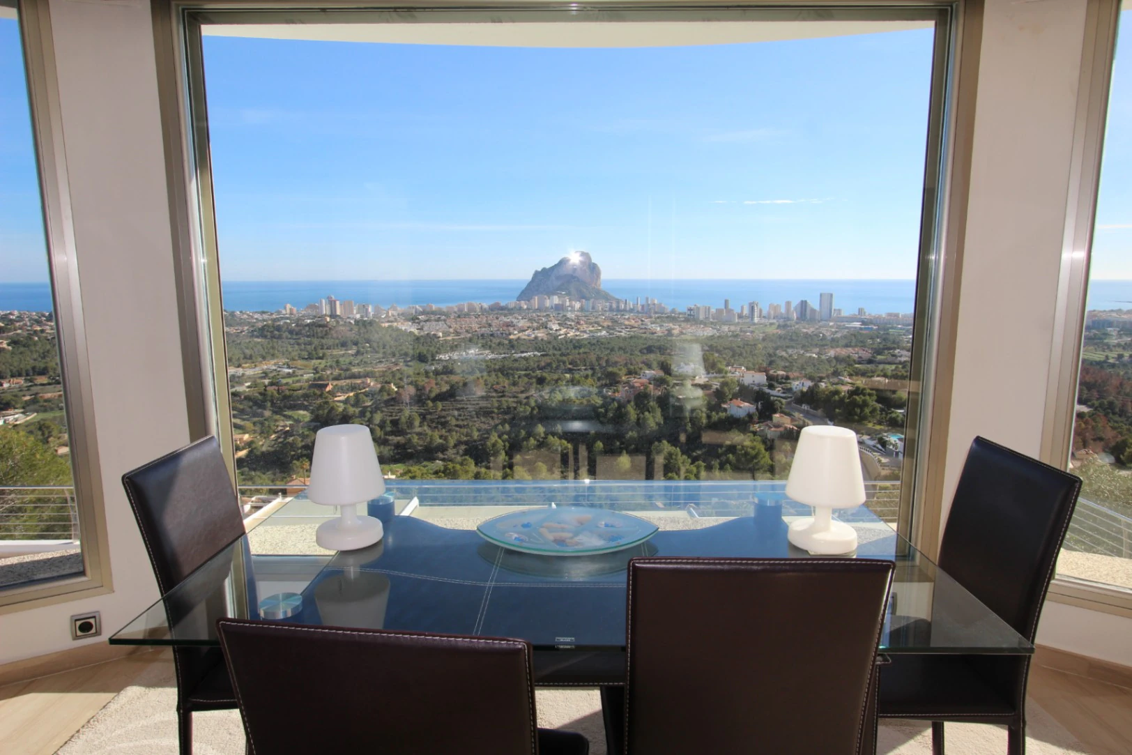 VILLA EN CALPE CON VISTAS IMPRESIONANTES