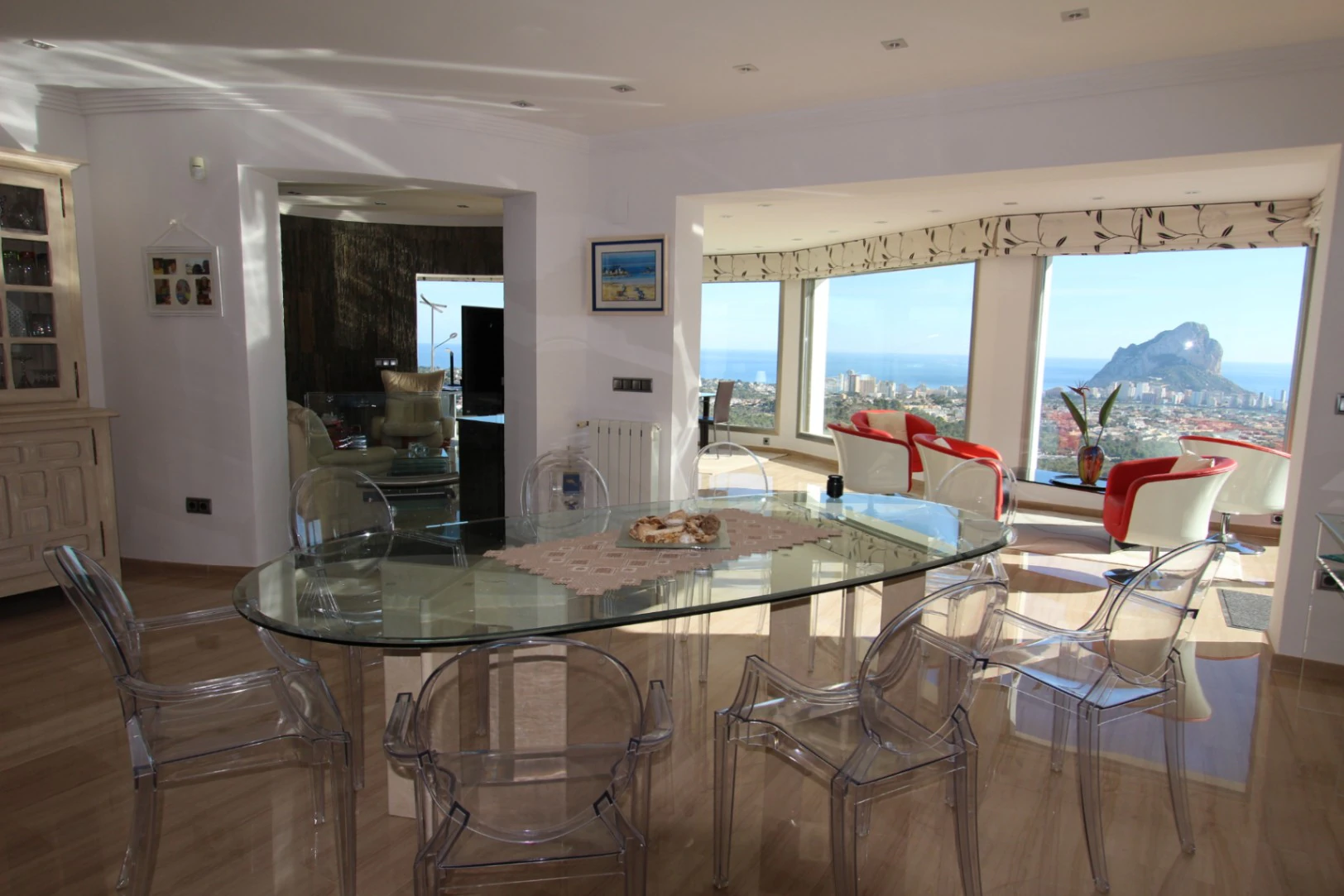VILLA EN CALPE CON VISTAS IMPRESIONANTES