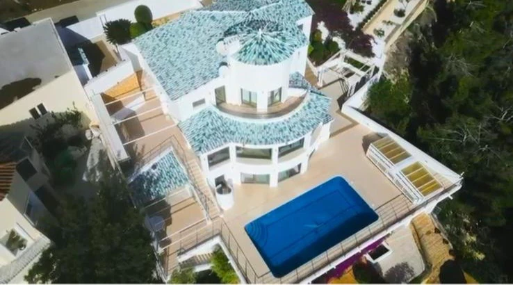 VILLA EN CALPE CON VISTAS IMPRESIONANTES