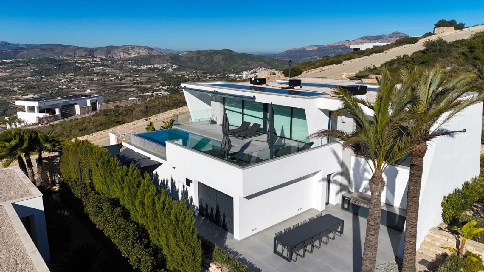 Cumbre del Sol villa de lujo moderna con vistas panorámicas