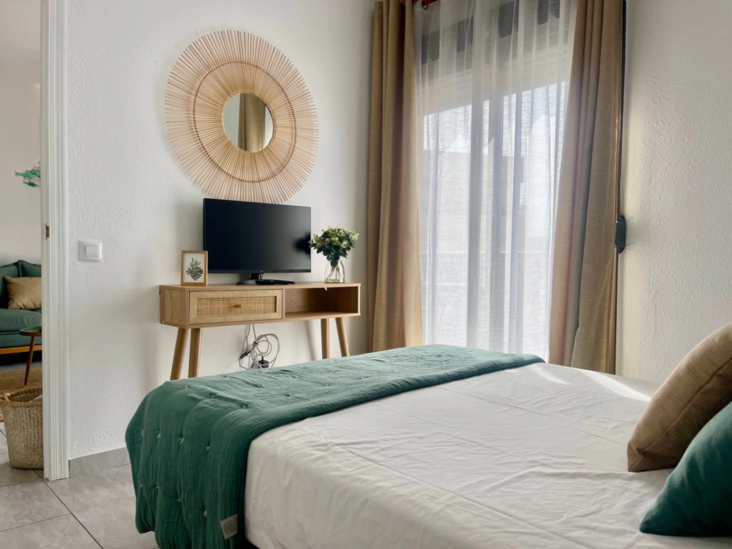 APARTAMENTO EN MORAIRA CON BALCON DE 14m2