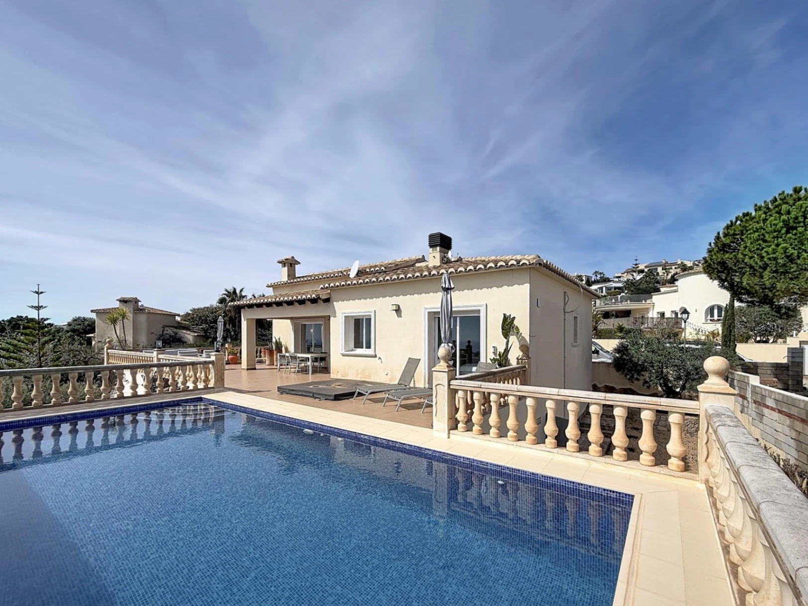 Cumbre del Sol, Villa con vistas al mar