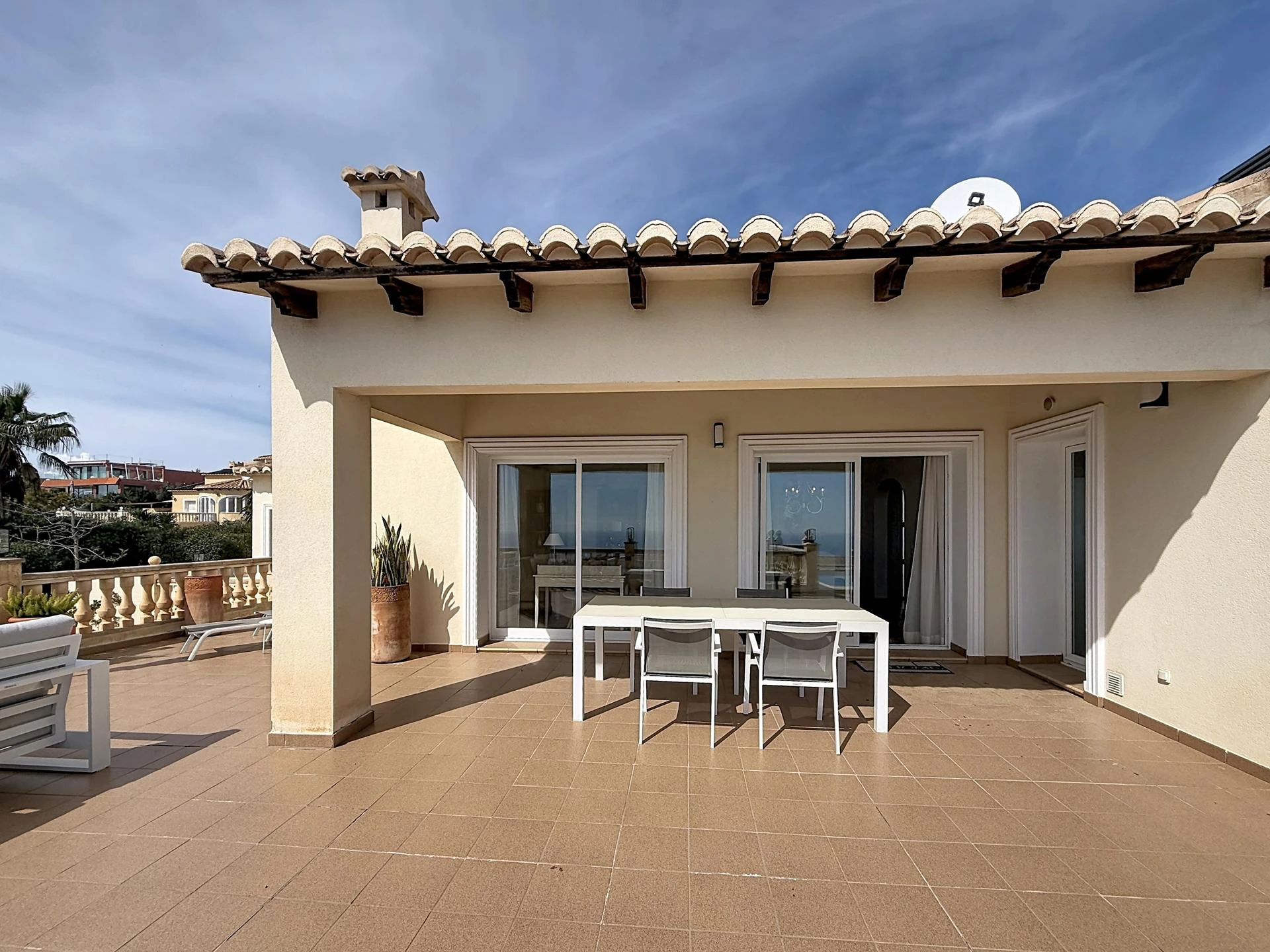 Cumbre del Sol, Villa con vistas al mar