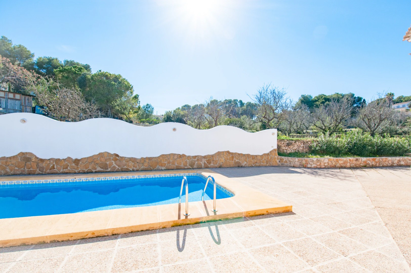 Descubre estas villas gemelas únicas en La Fustera, Benissa