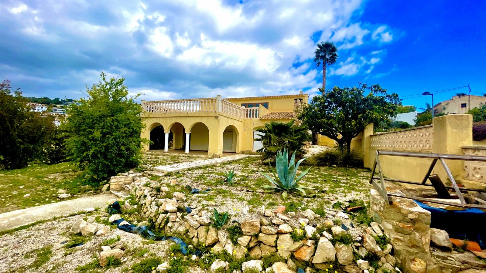 Chalet para reformar en Calpe, Gran Sol con piscina privada