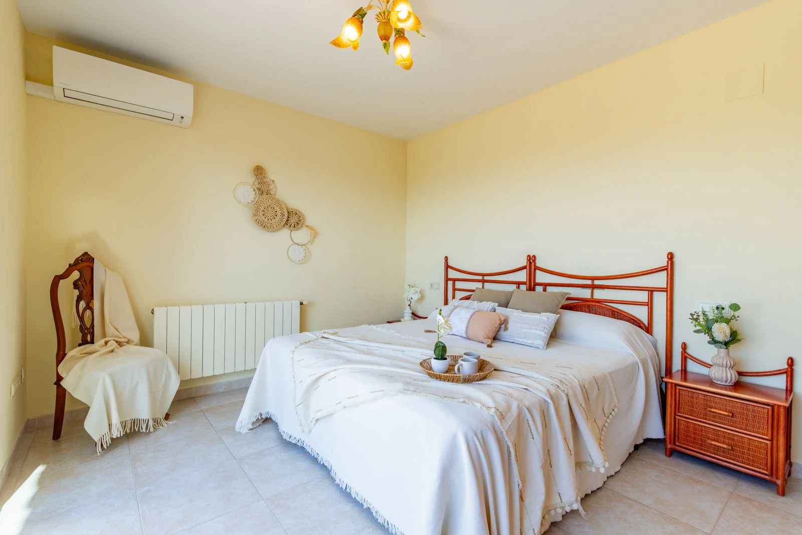 Villa met 3 slaapkamers en spectaculair uitzicht op zee te koop in Benimeit - Moraira, Costa Blanca