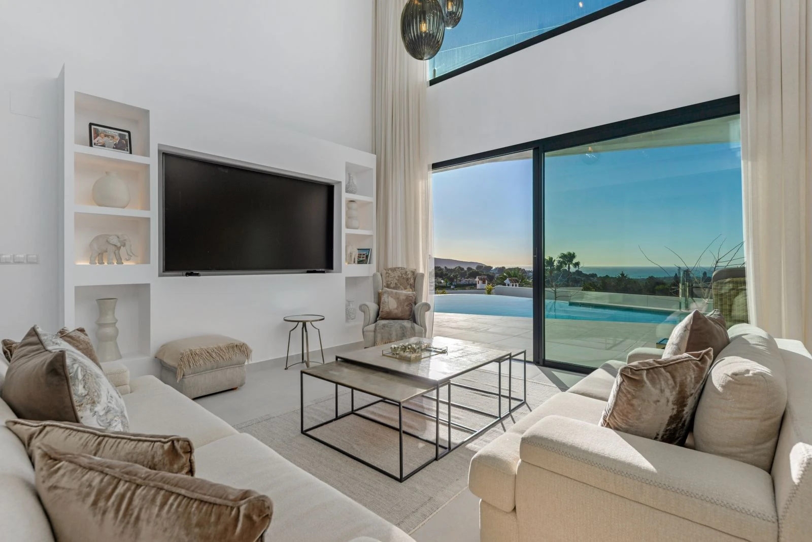 Impresionante villa moderna con vistas al mar y lujo total