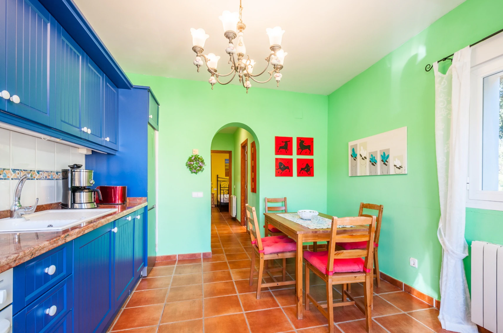Villa en Benissa con Vistas al Mar y Apartamento de Huéspedes Independiente