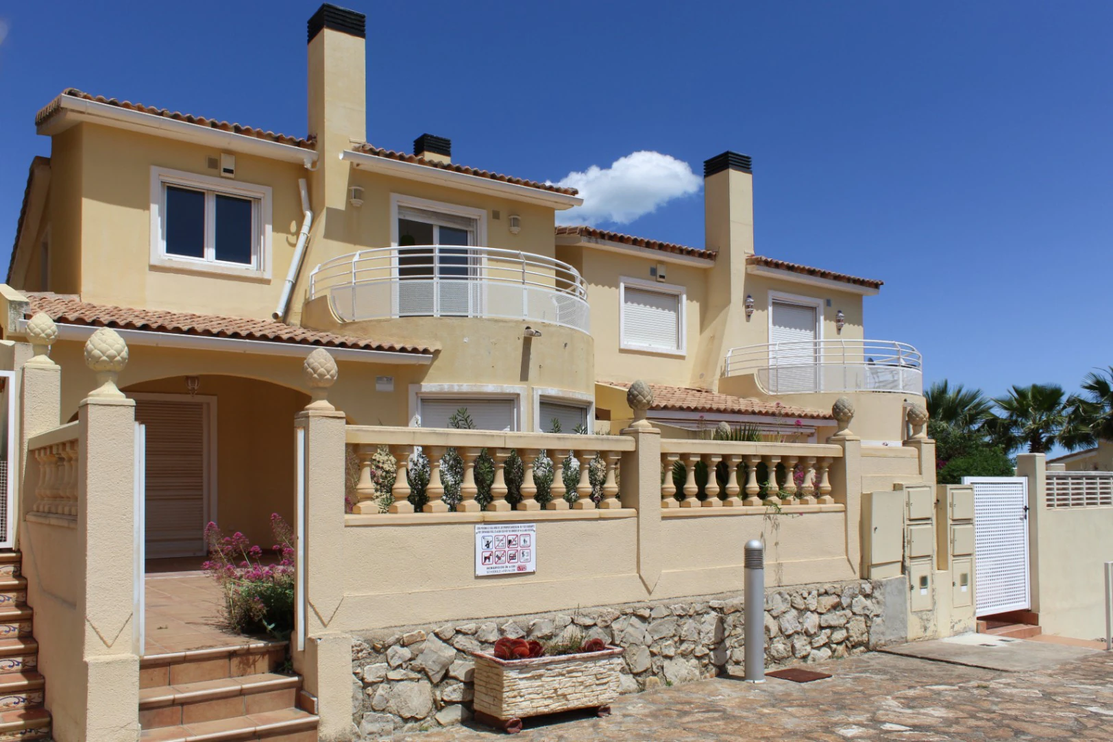 Villa adosada en venta en Gata de Gorgos