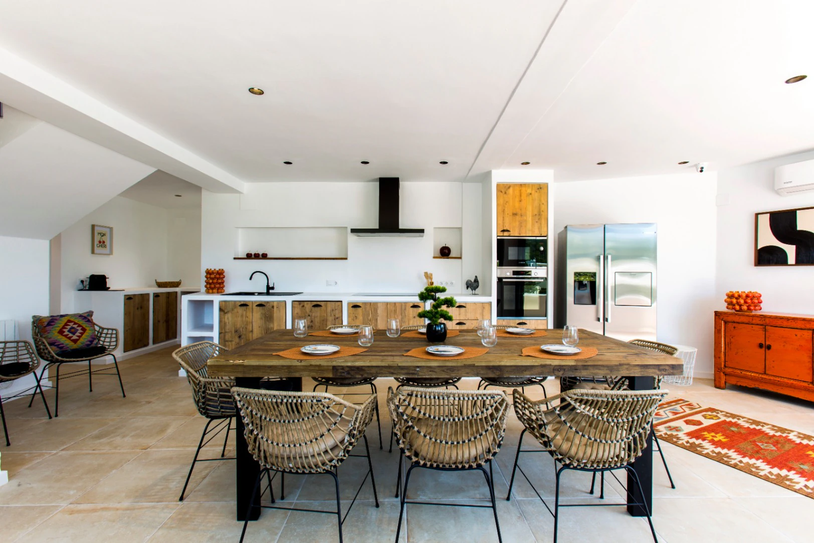 Villa renovada con vistas al mar en venta en Benissa