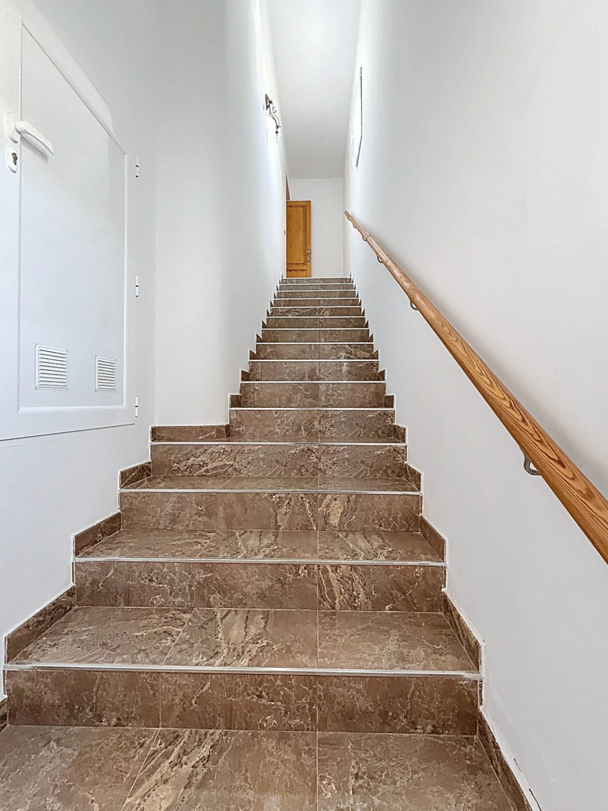 3-bedrooms, 3 bathroom sea view villa overlooking the natural park in Cumbre del Sol