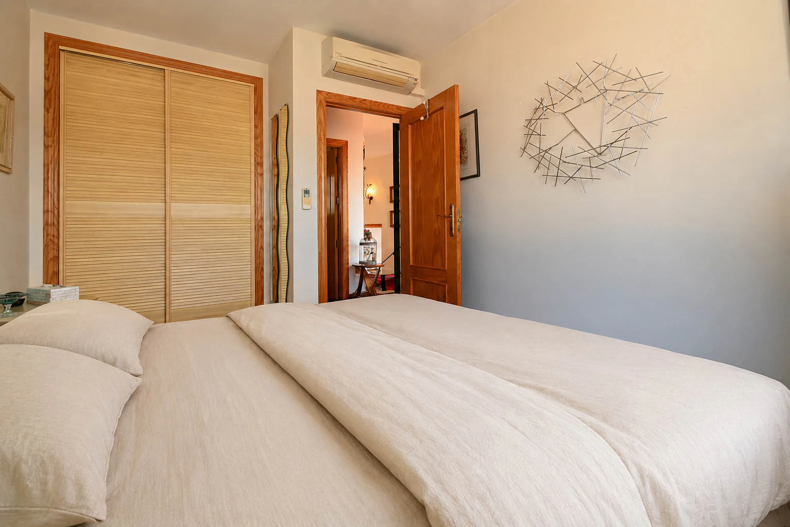 3 HABITACIONES, 2 BAÑOS, PISCINA, VISTAS ABIERTAS