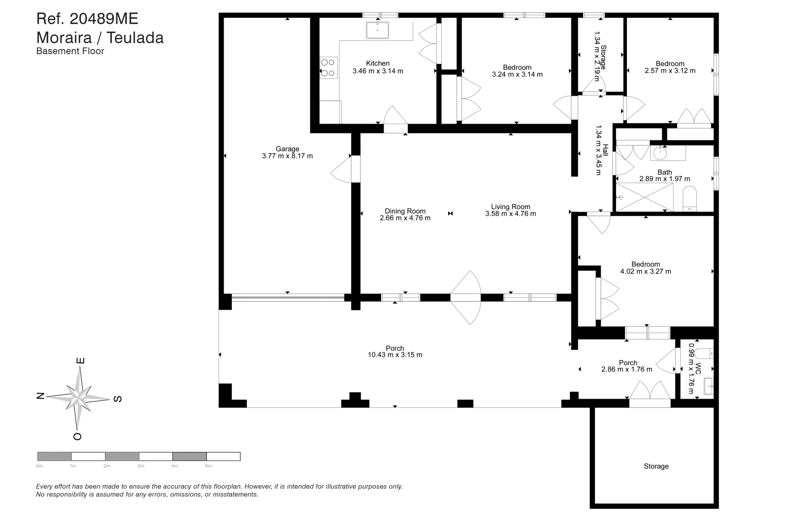 Geräumige Villa mit 7 Schlafzimmern, nur einen Schritt vom Zentrum von Moraira entfernt.