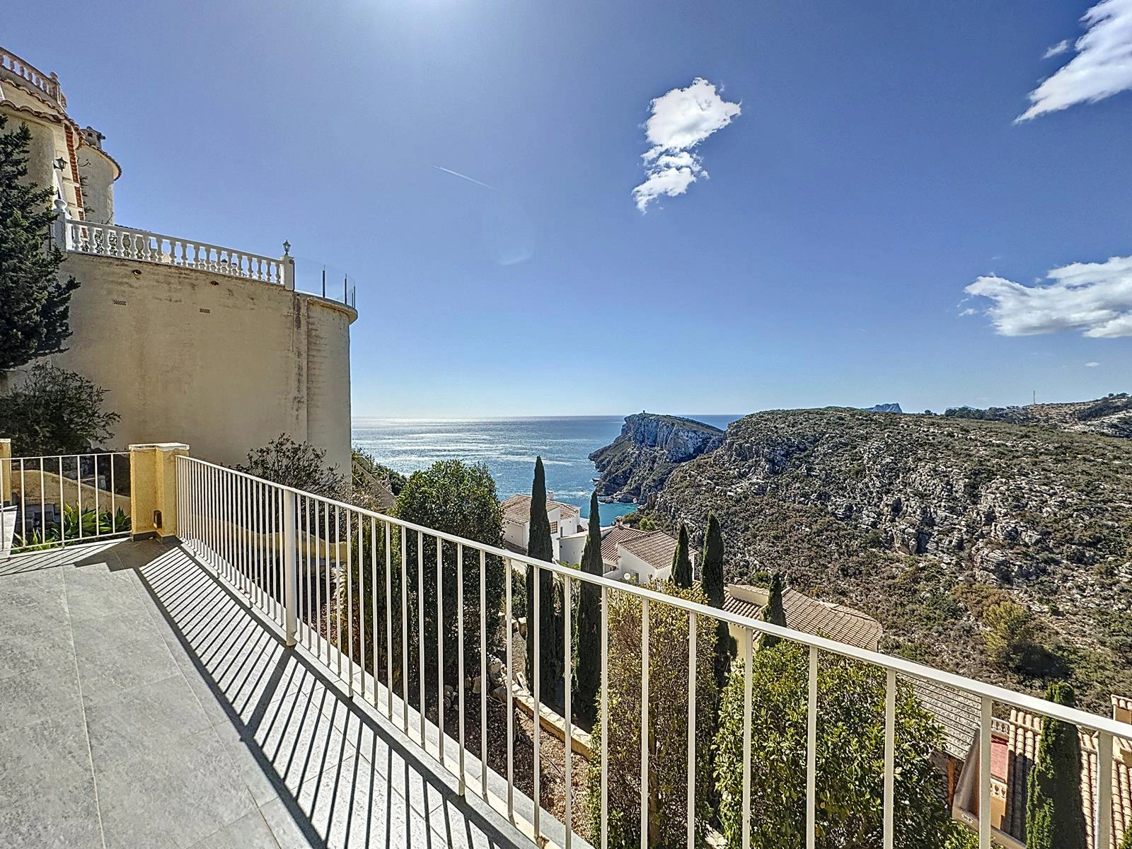 Cumbre del Sol villa con espectaculares vistas al mar