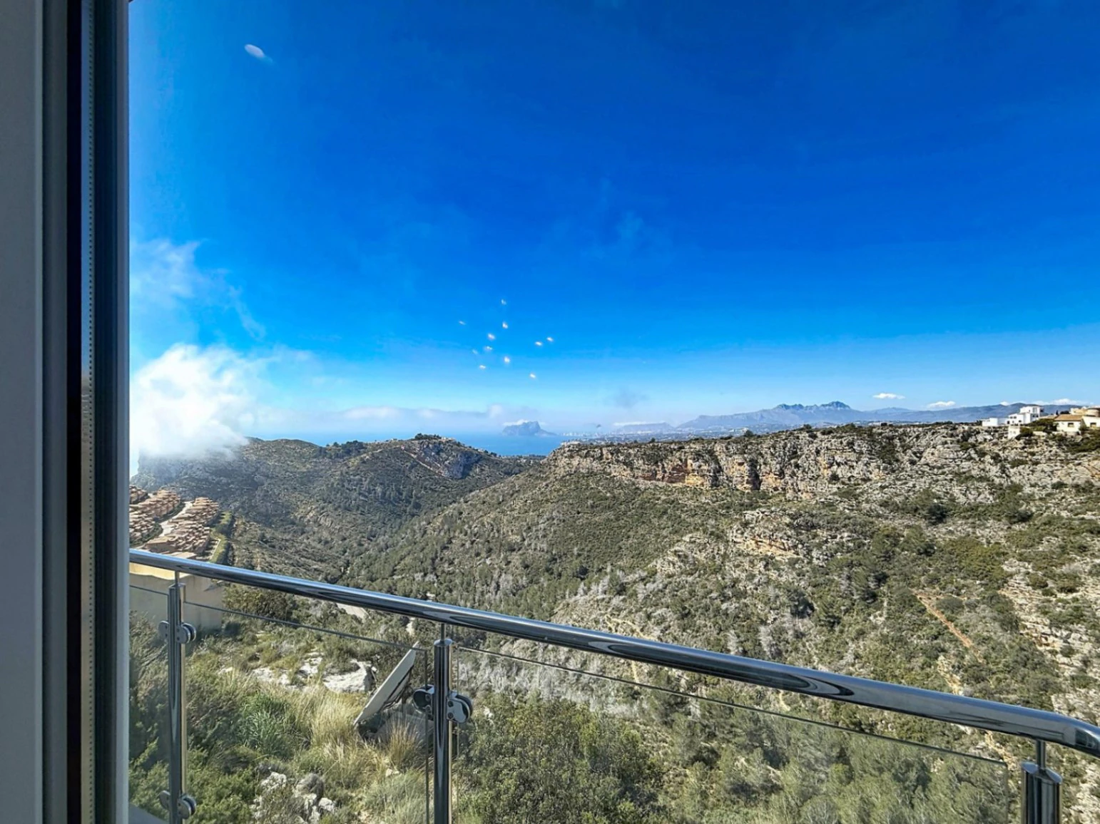 Cumbre del Sol, Villa de lujo con vistas panorámicas al mar en Magnolias
