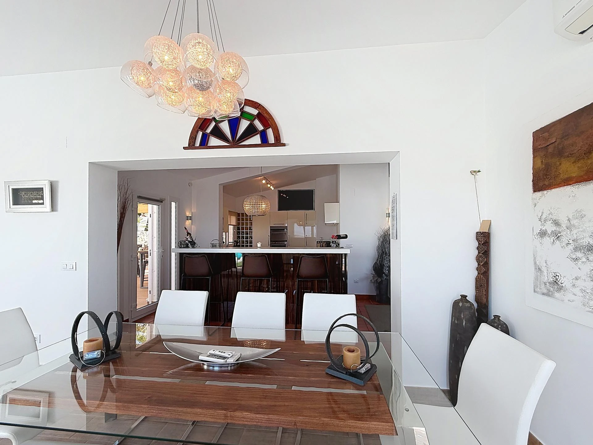 Cumbre del Sol, Villa de lujo con vistas panorámicas al mar en Magnolias