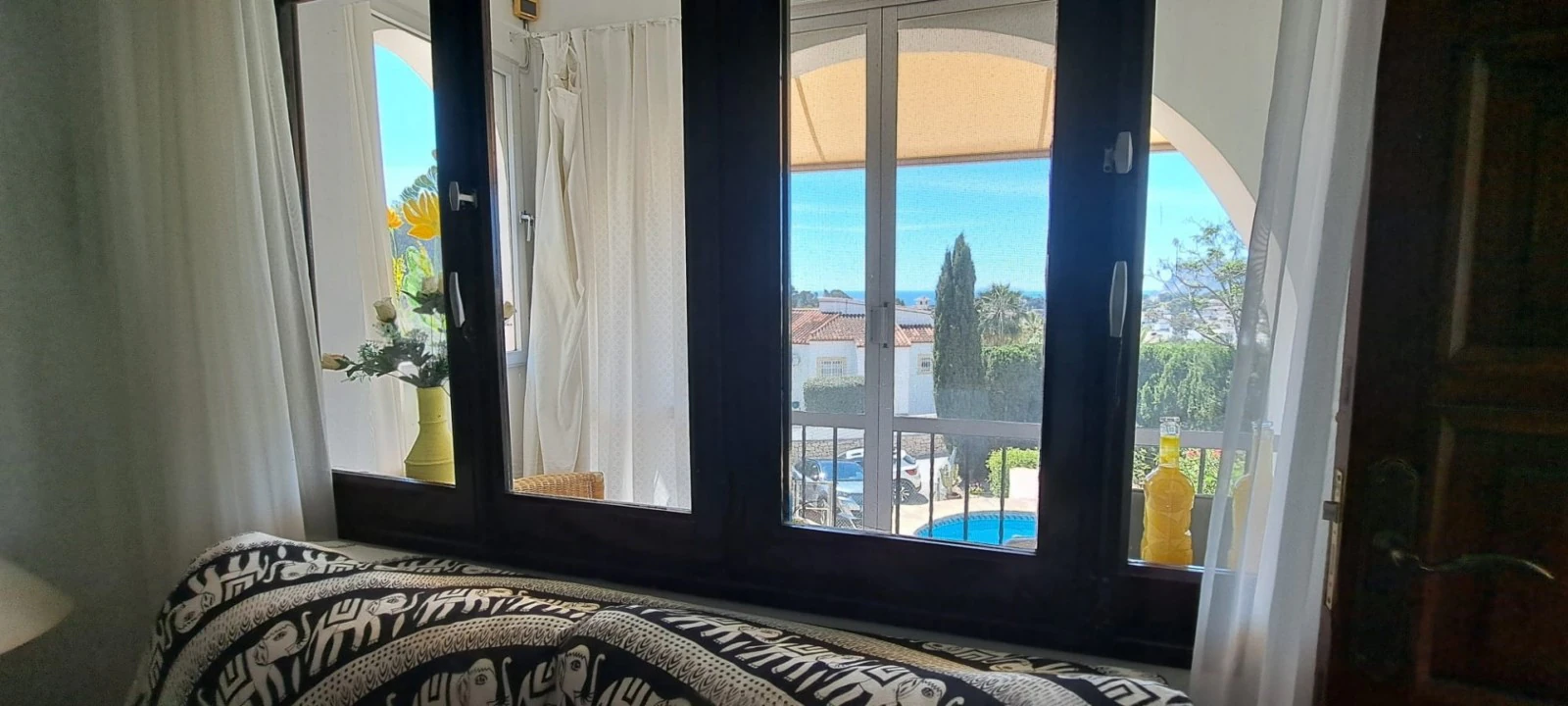 Charming 2-Bedroom Chalet for Sale in Benissa, Alicante