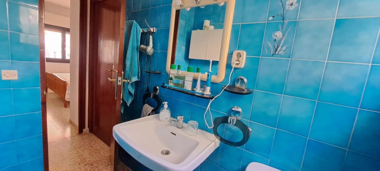 Charming 2-Bedroom Chalet for Sale in Benissa, Alicante