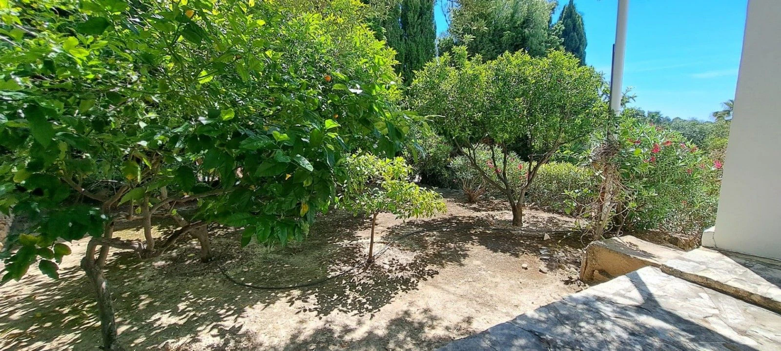 Charming 2-Bedroom Chalet for Sale in Benissa, Alicante