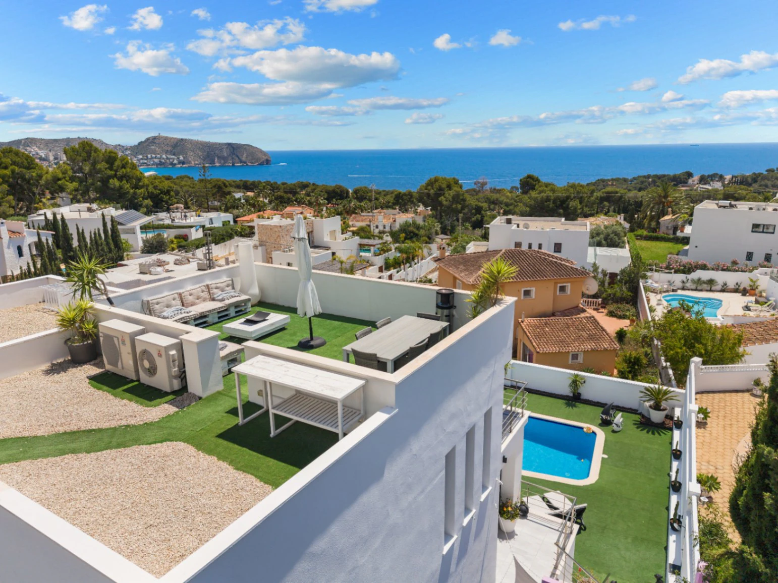 Villa de luxe avec vue sur la mer à vendre à Moraira – emplacement privilégié, piscine privée et tranquillité maximale