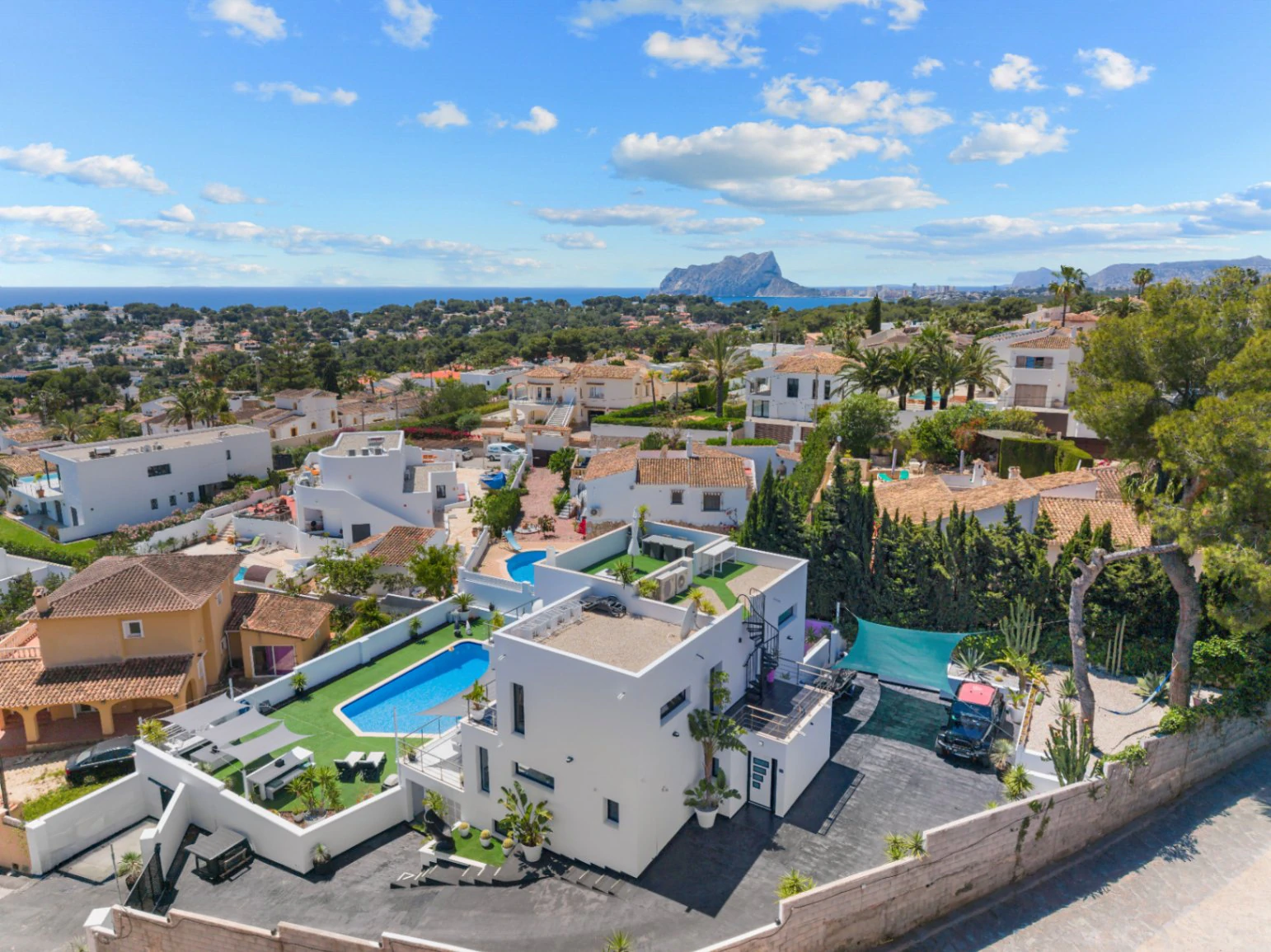 Villa de luxe avec vue sur la mer à vendre à Moraira – emplacement privilégié, piscine privée et tranquillité maximale