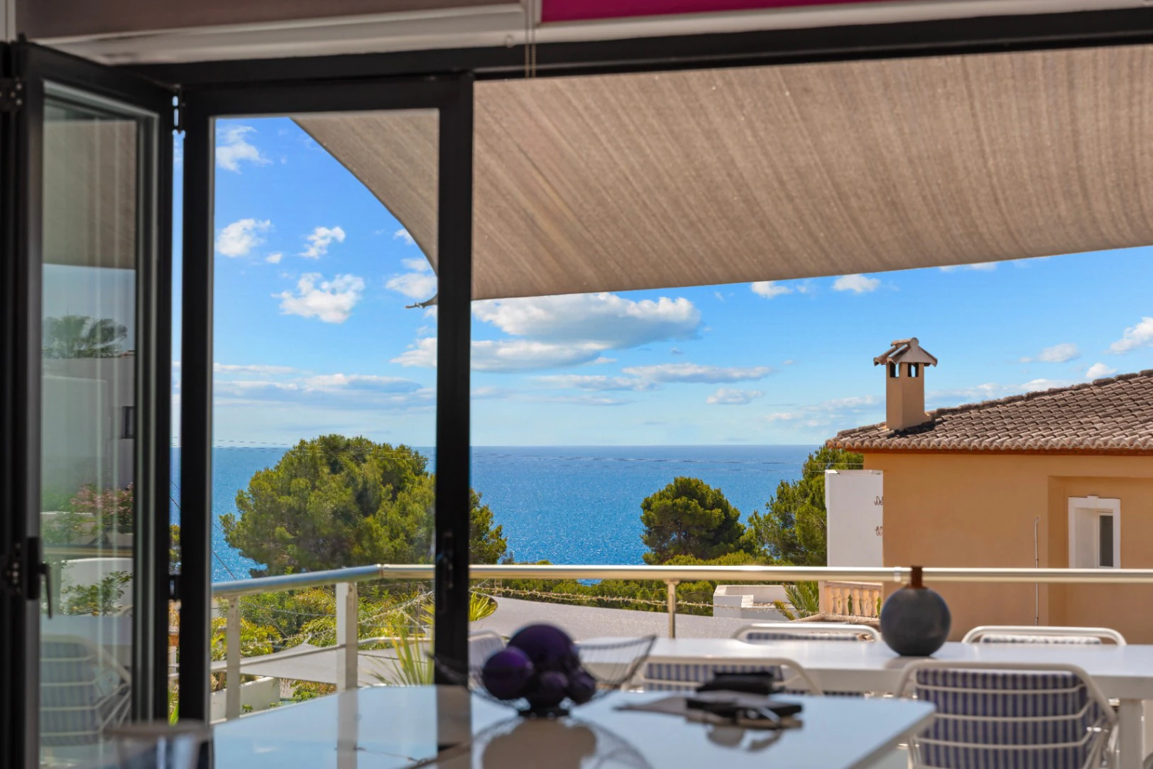 Villa de luxe avec vue sur la mer à vendre à Moraira – emplacement privilégié, piscine privée et tranquillité maximale