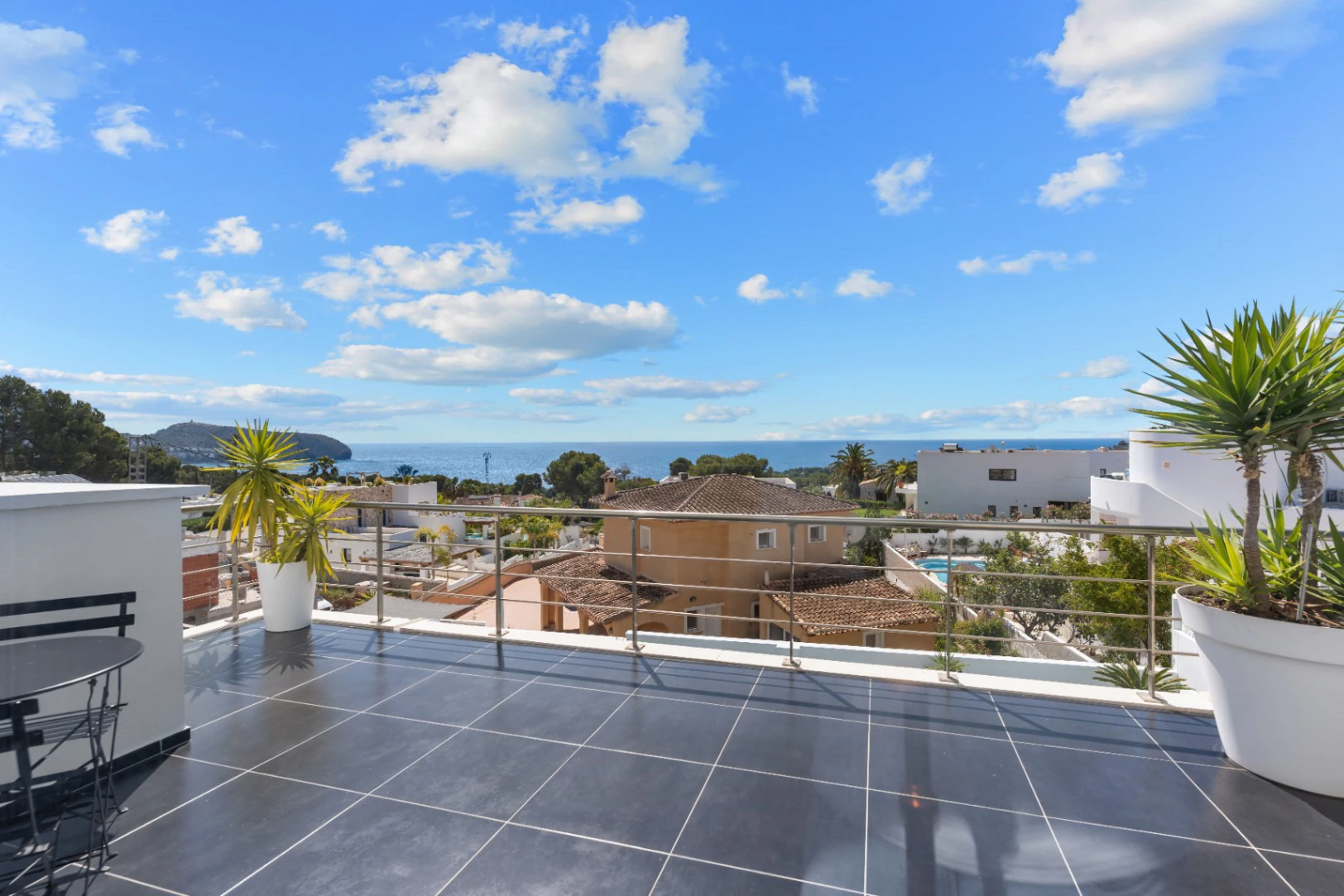 Villa de luxe avec vue sur la mer à vendre à Moraira – emplacement privilégié, piscine privée et tranquillité maximale