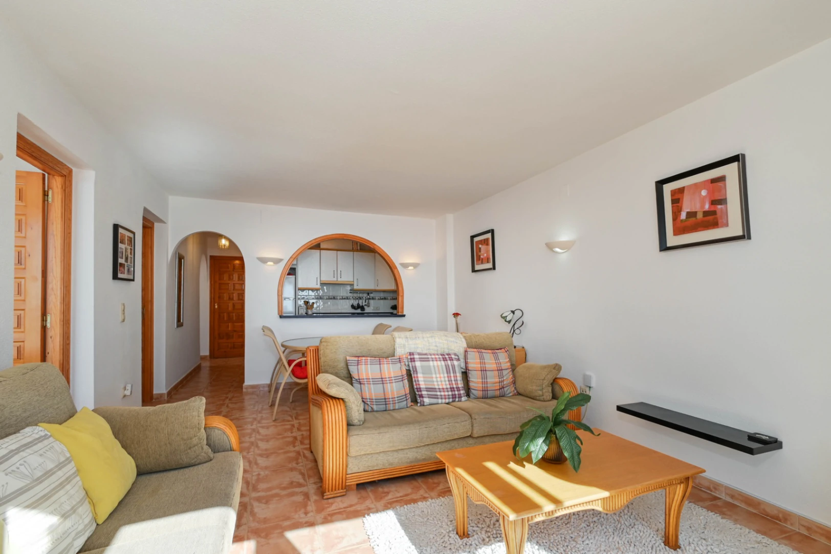 APARTAMENTO EN PUEBLO PANORAMA CON IMPRESIONANTES VISTAS AL MAR. PRIMER PISO
