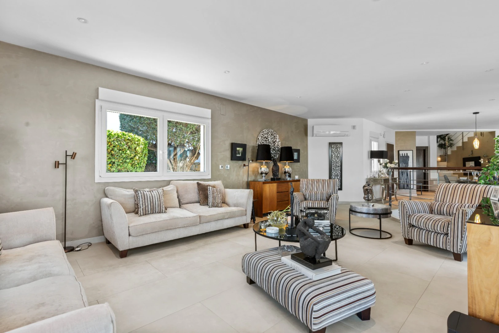 Villa de lujo en Moraira, 5 habitaciones, piscina privada  y vistas al mar y montaña