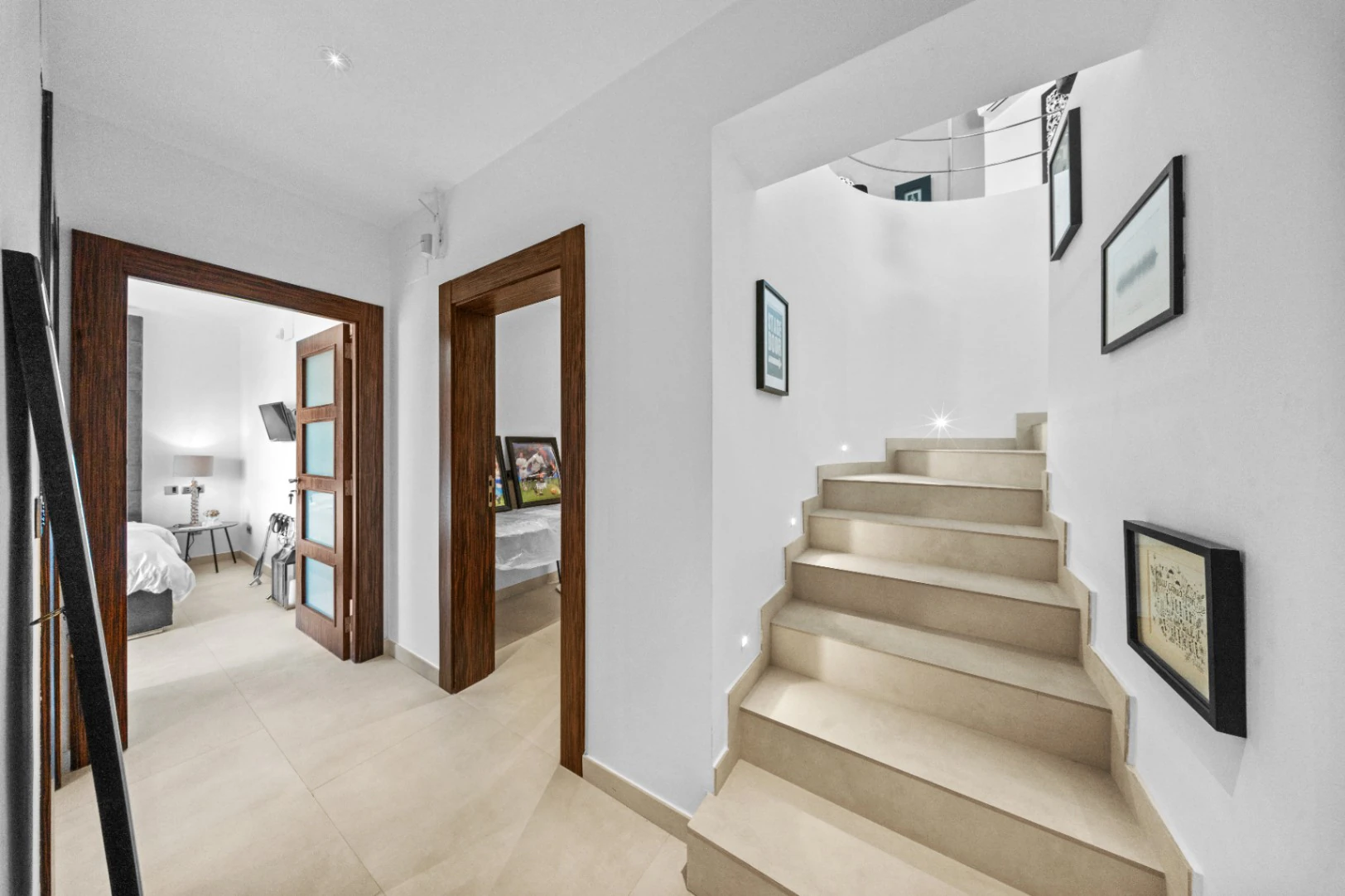 Villa de lujo en Moraira, 5 habitaciones, piscina privada  y vistas al mar y montaña