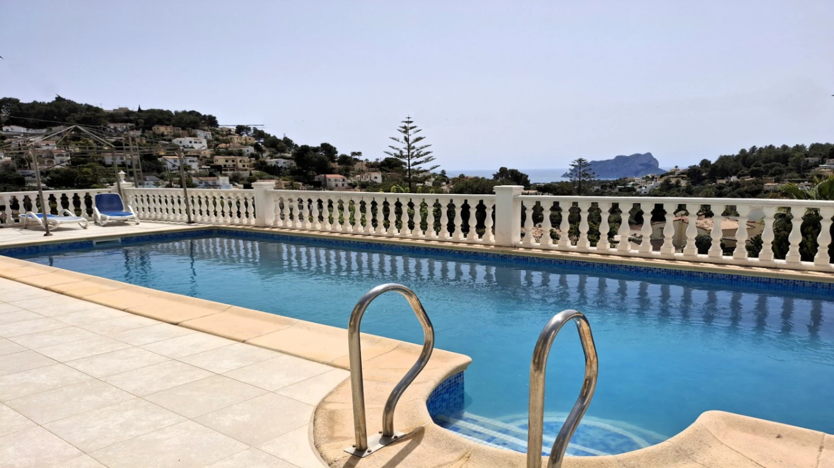 Zeezicht villa te koop in Benissa, Montemar