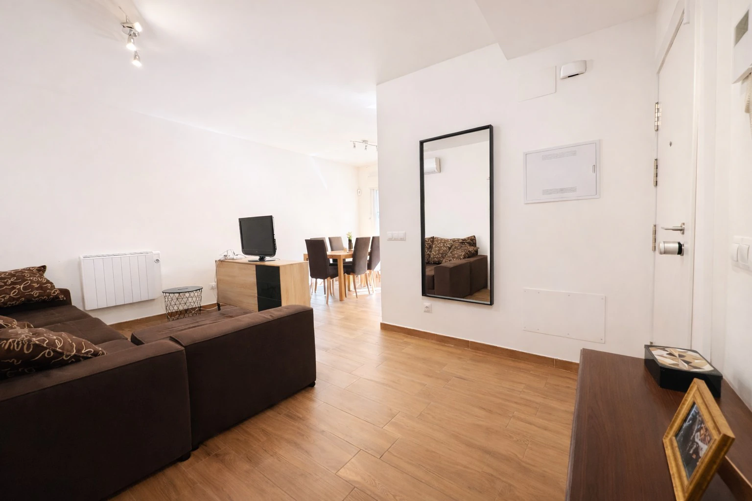 Gelijkvloers appartement te koop in Teulada met patio, dubbele parkeerplaats en berging – Calle Ibiza