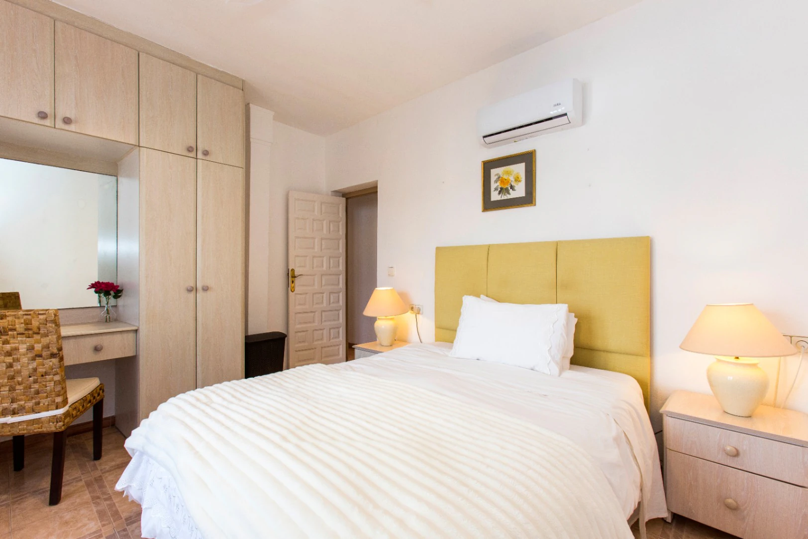 Deels gerenoveerde villa te koop in Benissa Costa