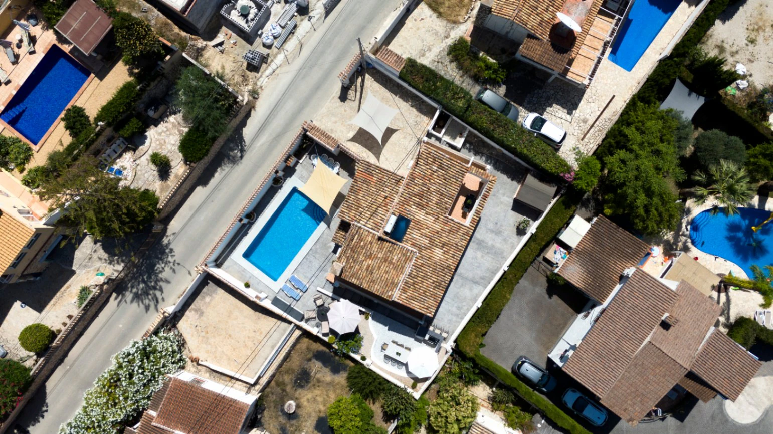 Deels gerenoveerde villa te koop in Benissa Costa