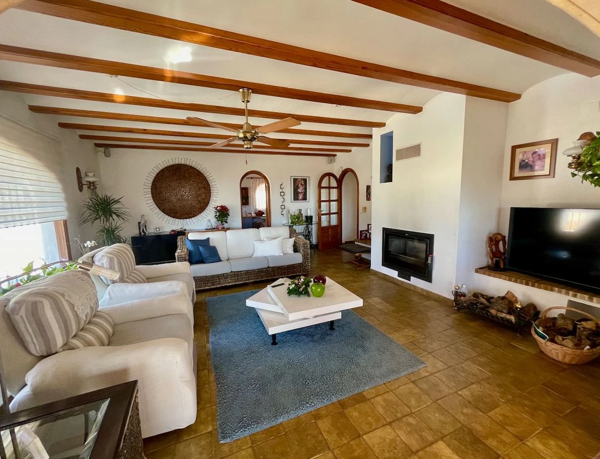 Villa con vistas al mar en venta en Benissa, San Jaime