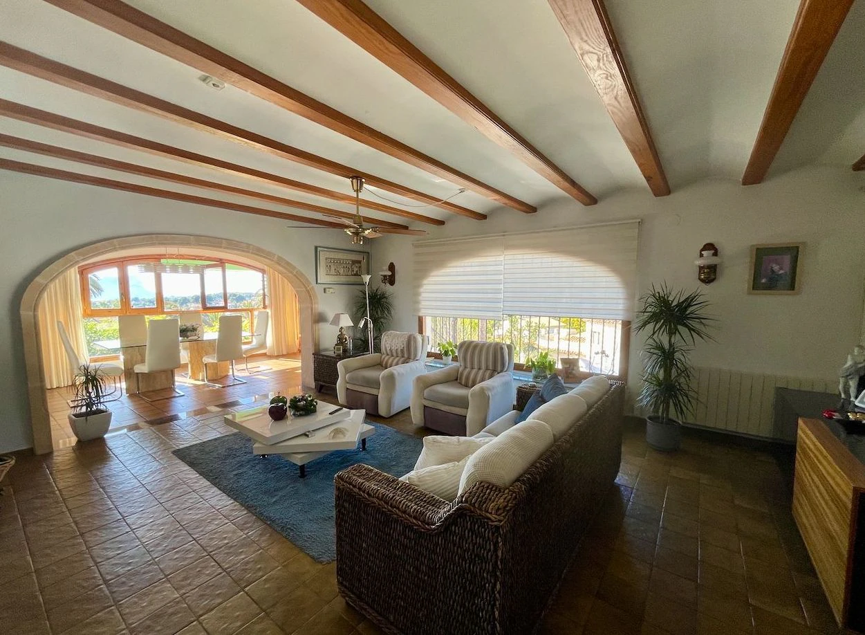 Villa con vistas al mar en venta en Benissa, San Jaime