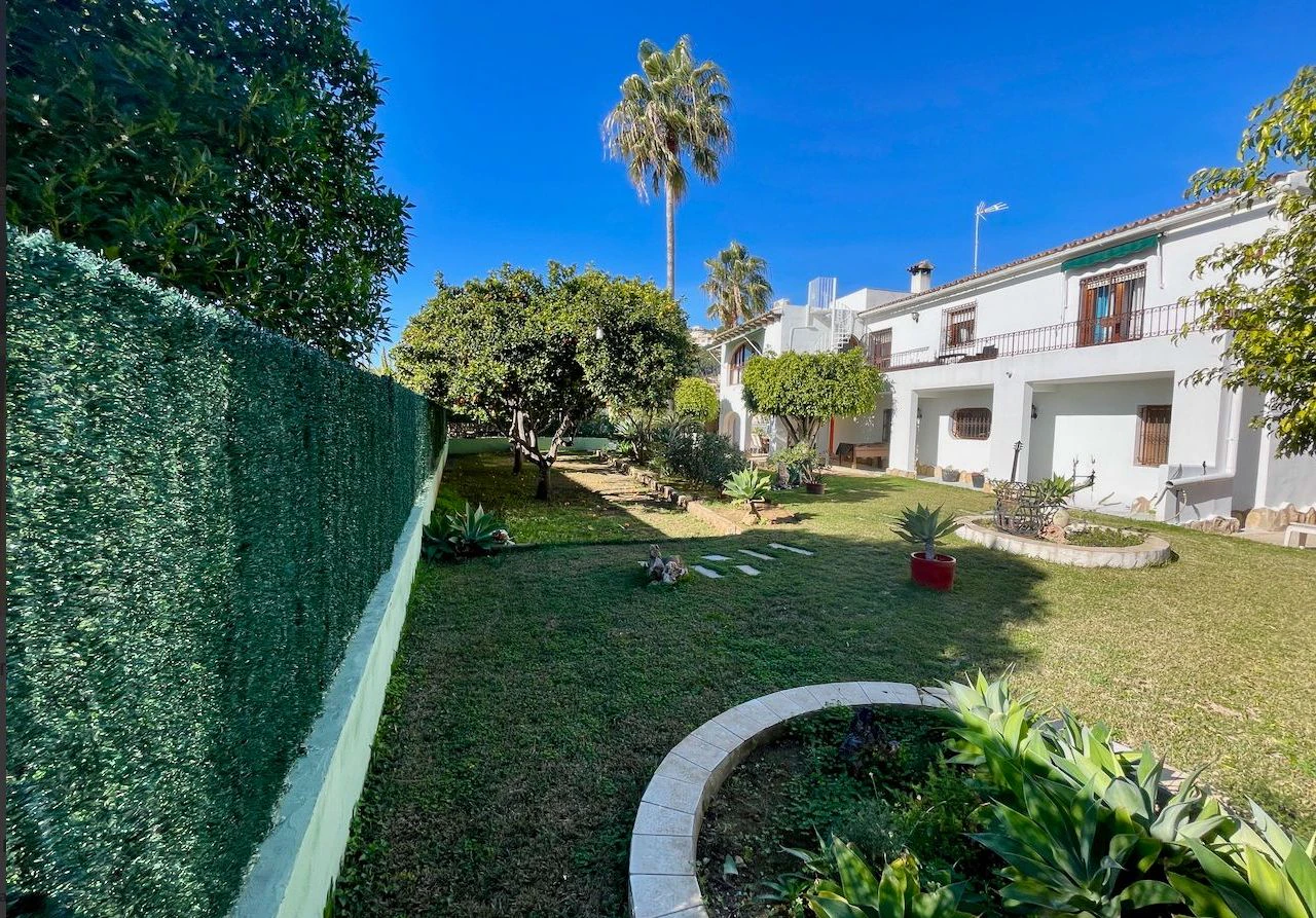 Villa con vistas al mar en venta en Benissa, San Jaime