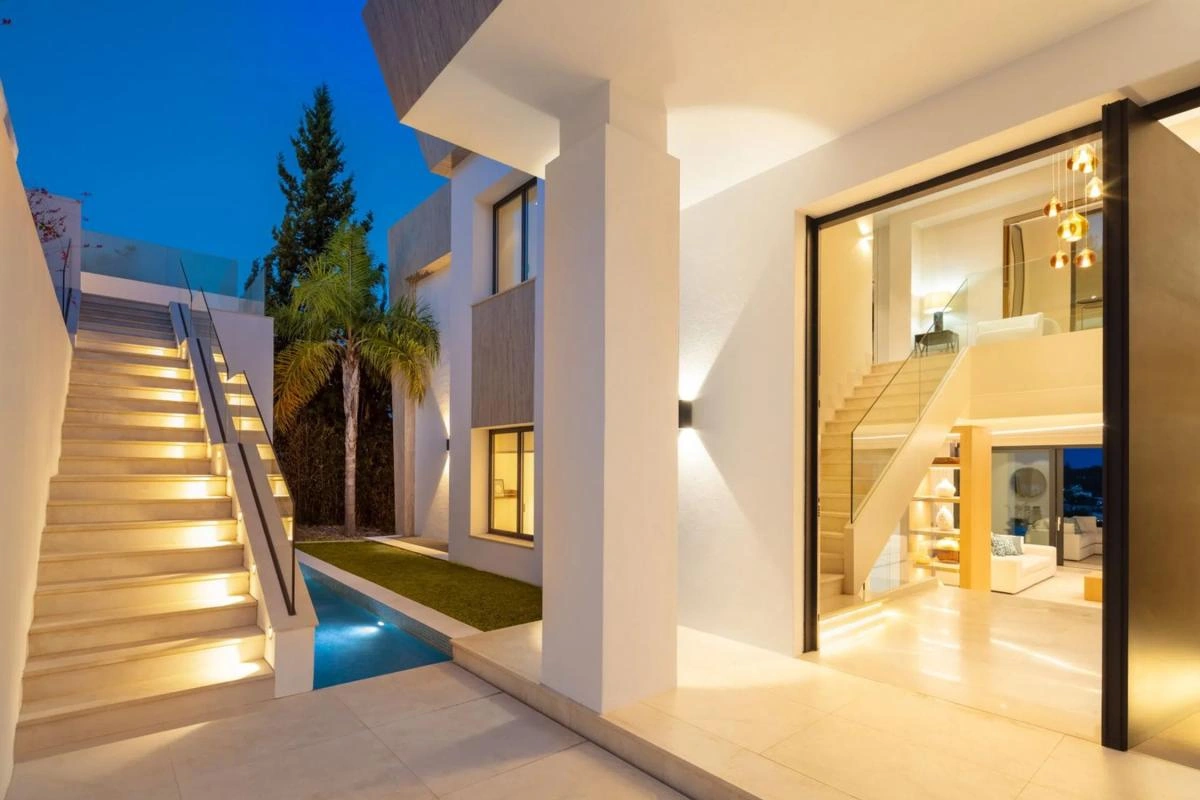 Villa for sale in Benahavís