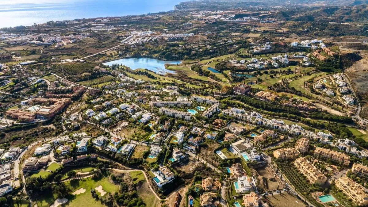 Villa for sale in Benahavís