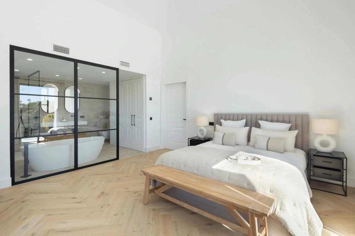 Villa for sale in Benahavís
