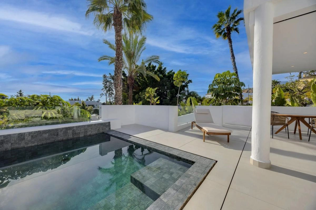 Casa adosada en venta en Estepona