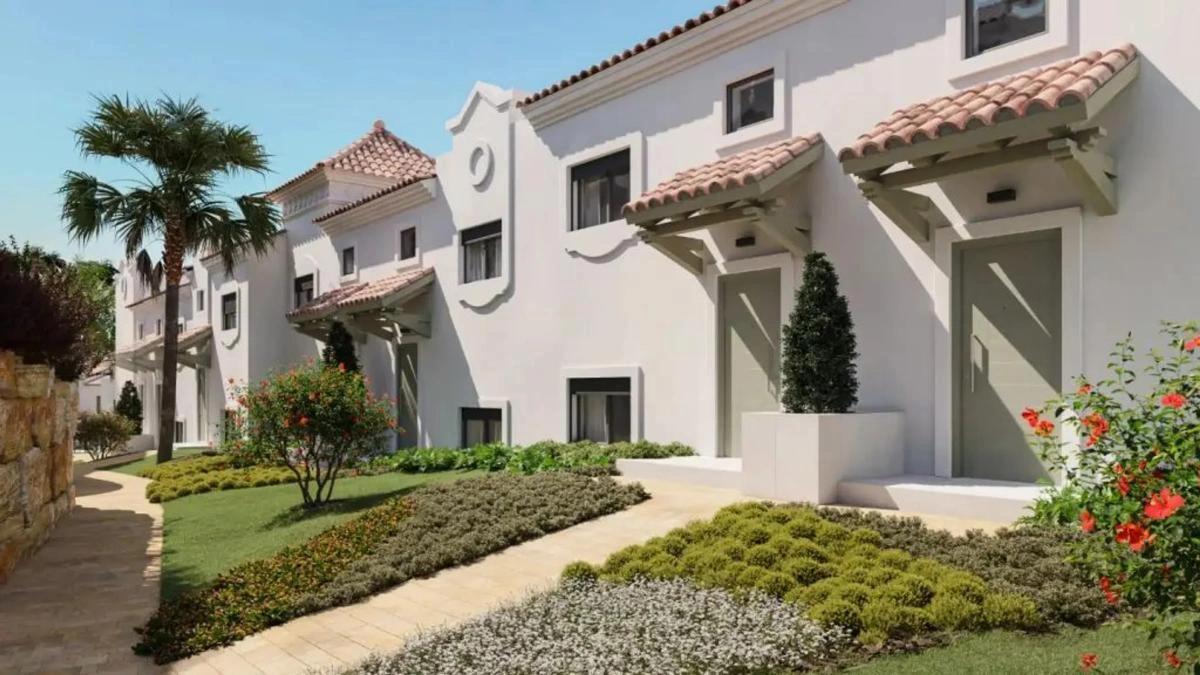 Casa adosada en venta en Estepona