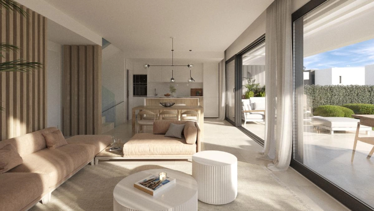 Casa adosada en venta en Estepona