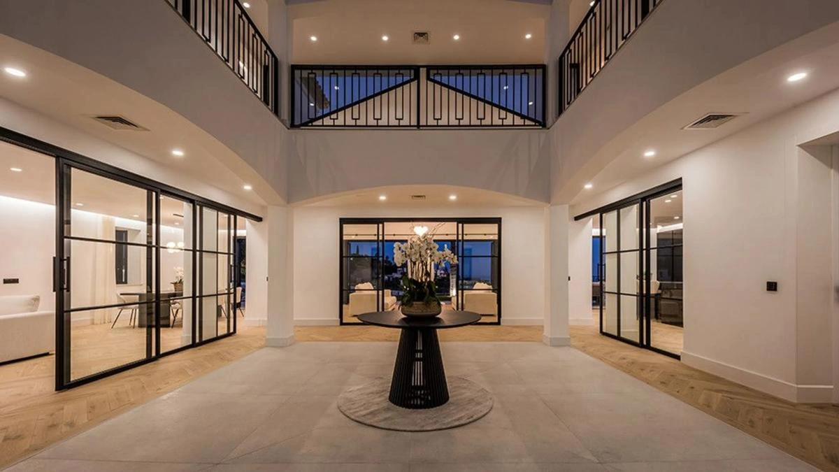Villa for sale in Benahavís