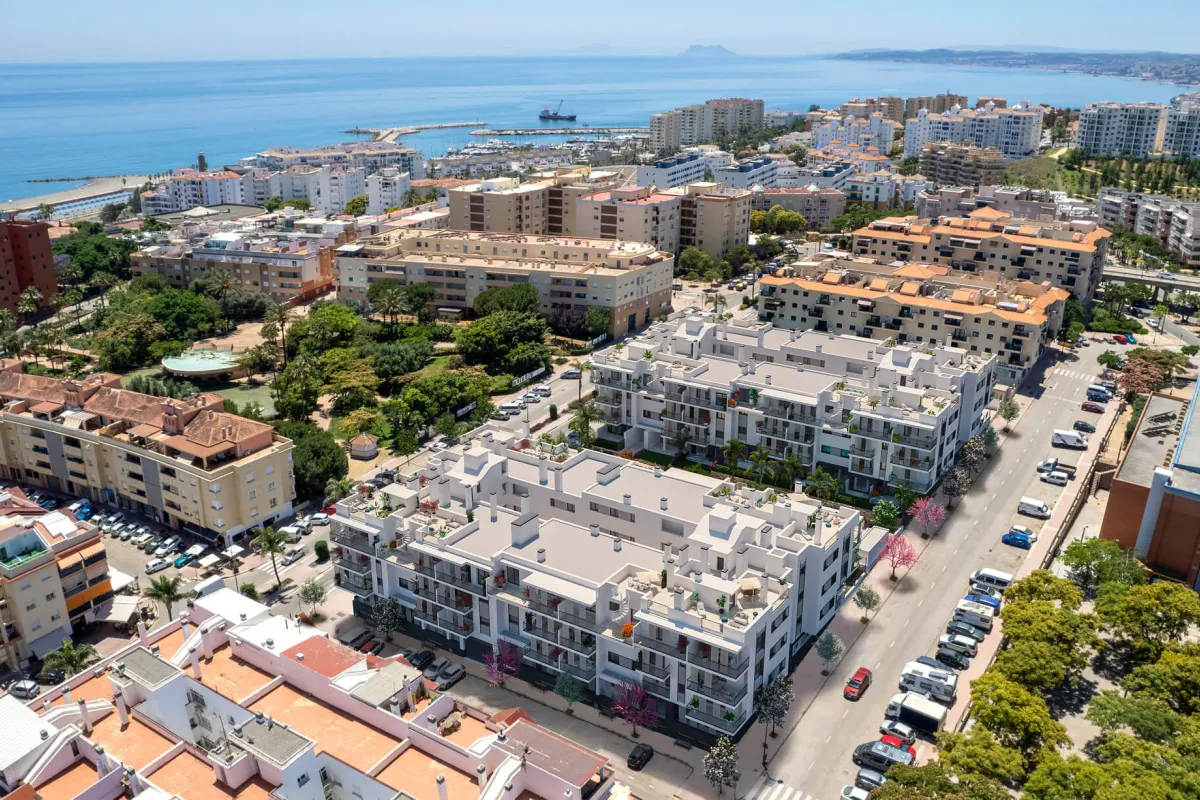 Apartment for sale in Estepona